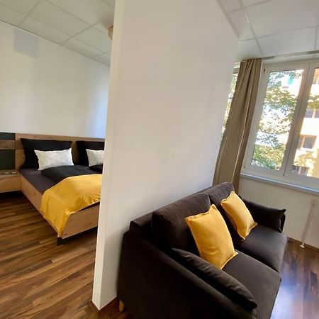 וינה Apartment C'Est La Vie מראה חיצוני תמונה