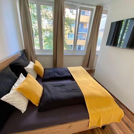 וינה Apartment C'Est La Vie מראה חיצוני תמונה